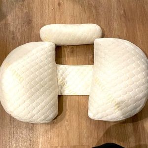 Baby Bub Maternity Pregnancy Pillow